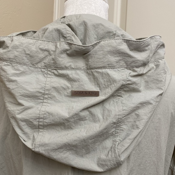 Soia & Kyo rain jacket Womens M windbreaker Anorak Lagenlook lightweight Neutral - Picture 7 of 15